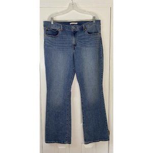 Levis Women’s 415 Relaxed Bootcut‎ Denim Jeans Medium Wash 33